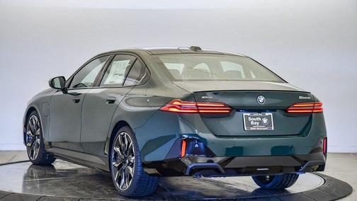2026 BMW 550e xDrive