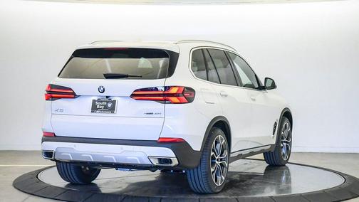 2026 BMW X5 sDrive40i