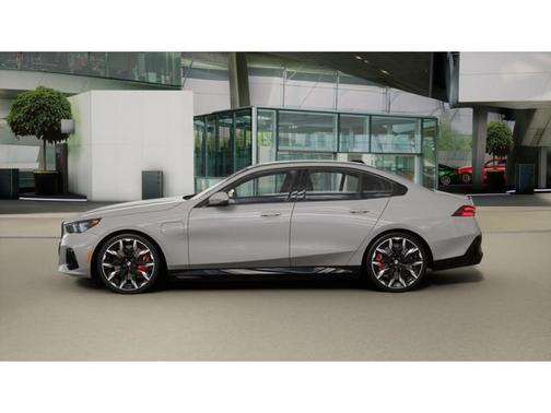 2026 BMW 550e xDrive