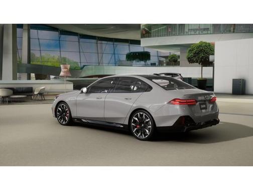 2026 BMW 550e xDrive