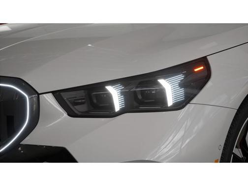 2026 BMW 550e xDrive