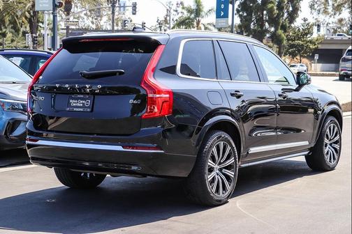 Onyx Black 2025 Volvo XC90 B6 Plus 7-Seater