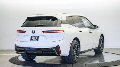 Alpine White 2026 BMW iX xDrive45