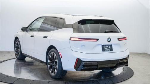 2026 BMW iX xDrive45