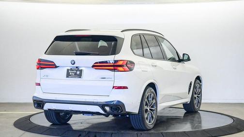 Alpine White 2026 BMW X5 PHEV xDrive50e