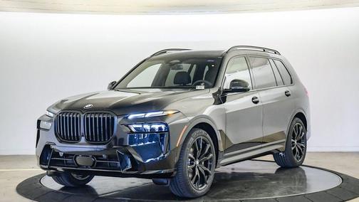 Black Sapphire Metallic 2027 BMW X7 xDrive40i