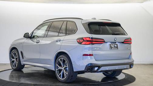 Brooklyn Grey Metallic 2026 BMW X5 PHEV xDrive50e