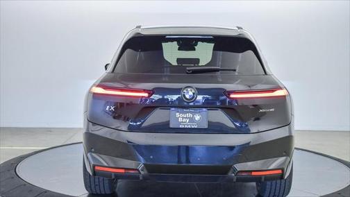 2026 BMW iX xDrive45