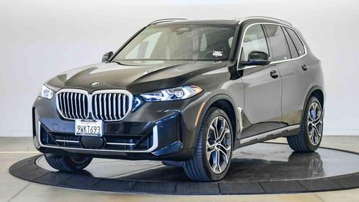 Black Sapphire Metallic 2026 BMW X5 sDrive40i