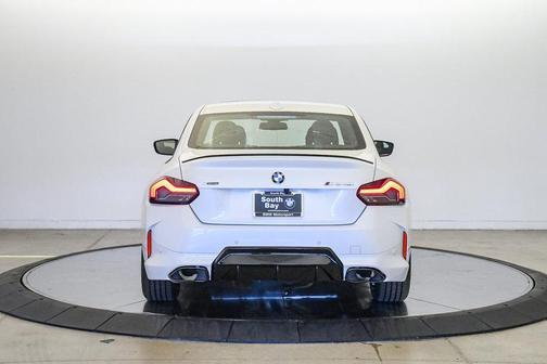 Mineral White Metallic 2027 BMW M240 i xDrive