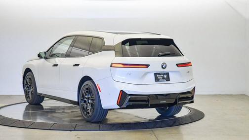 2026 BMW iX xDrive45