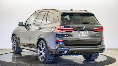 2026 BMW X5 PHEV xDrive50e