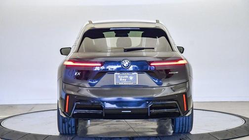 2026 BMW iX xDrive45
