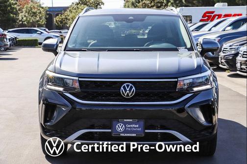 Platinum Gray Metallic 2023 Volkswagen Taos 1.5T SE