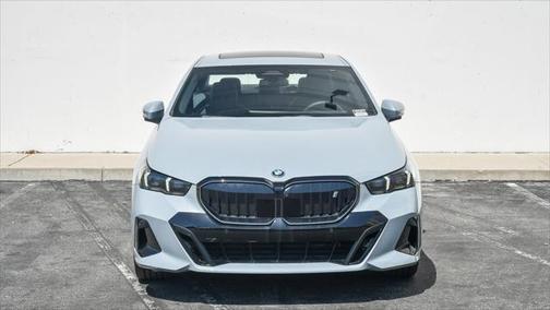 2025 BMW i5 eDrive40