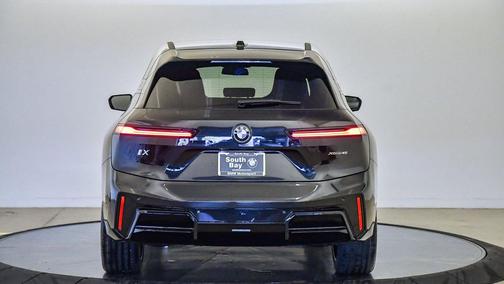 2026 BMW iX xDrive45