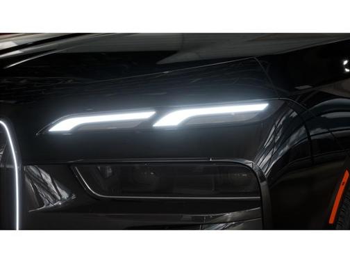 Black Sapphire Metallic 2026 BMW i7 xDrive60