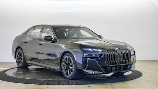Black Sapphire Metallic 2026 BMW i7 xDrive60