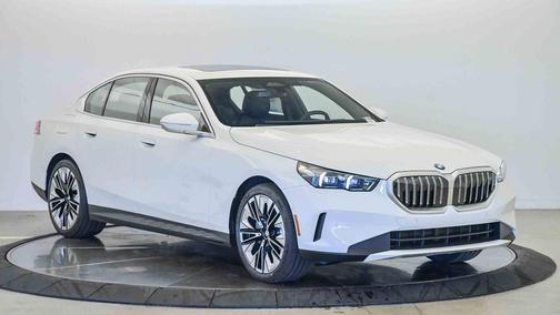 2026 BMW 530 i
