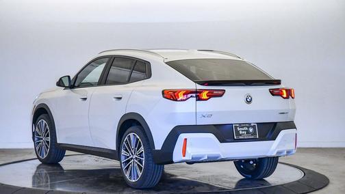 2026 BMW X2 xDrive28i