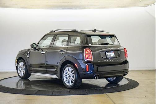Midnight Black 2023 MINI Countryman Cooper S