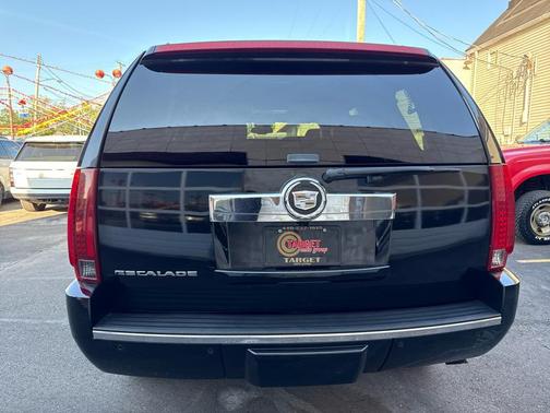 2007 Cadillac Escalade Base