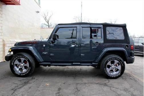 2016 Jeep Wrangler Unlimited Sahara