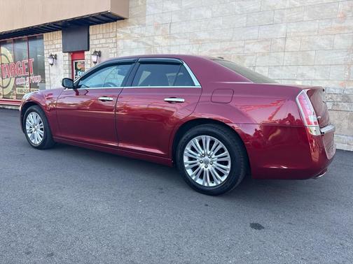 2012 Chrysler 300 Limited