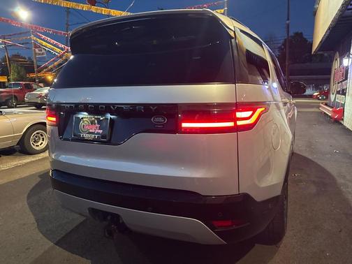 2021 Land Rover Discovery R-Dynamic S