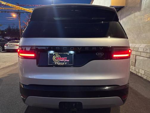 2021 Land Rover Discovery R-Dynamic S