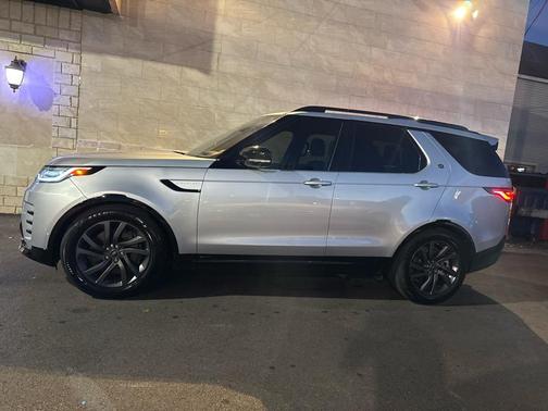 2021 Land Rover Discovery R-Dynamic S