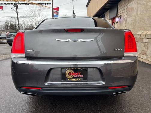 2019 Chrysler 300 Limited