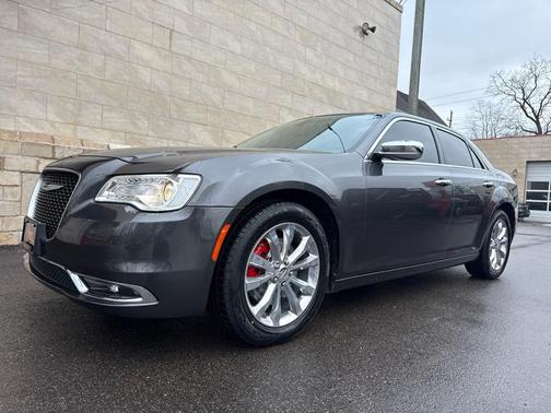 2019 Chrysler 300 Limited