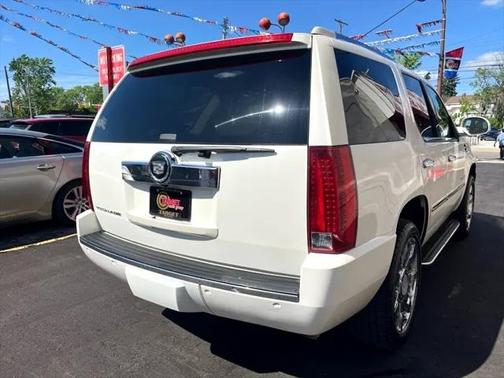 2008 Cadillac Escalade Base