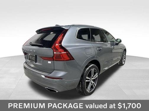 2021 Volvo XC60 Recharge Plug-In Hybrid T8 Inscription Expression