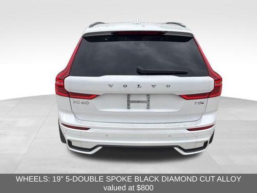 2025 Volvo XC60 Plug-In Hybrid T8 Core