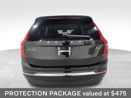 Onyx Black Metallic 2024 Volvo XC90 B6 Plus Bright Theme 7-Seater