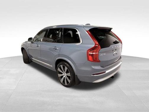 2022 Volvo XC90 T6 Inscription 7 Passenger