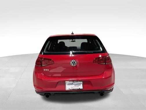 2015 Volkswagen Golf GTI 