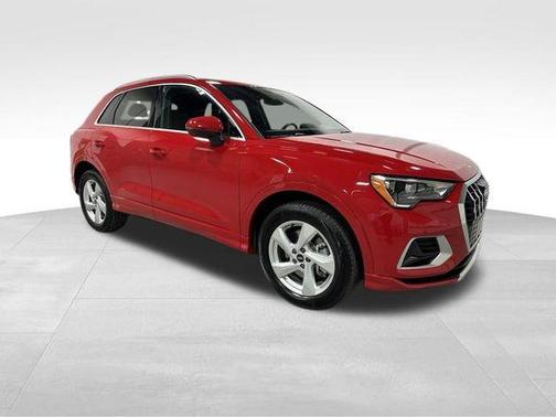Tango Red Metallic 2021 Audi Q3 40 Premium