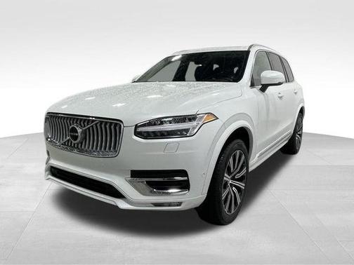 2024 Volvo XC90 B5 Plus Bright Theme