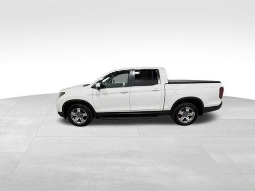 Platinum White Pearl 2025 Honda Ridgeline RTL