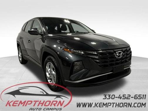 2022 Hyundai TUCSON SE