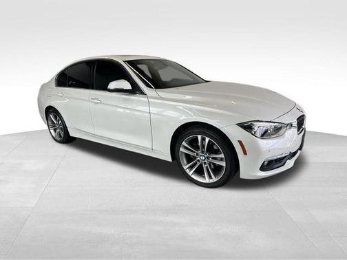 2017 BMW 330 i xDrive