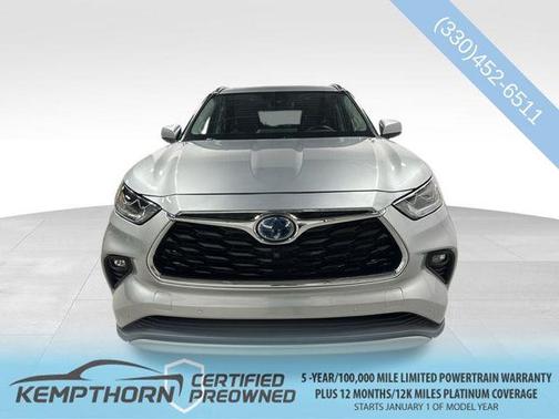 2021 Toyota Highlander Hybrid Platinum