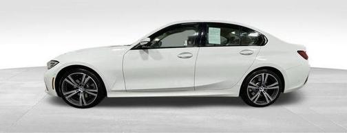 2019 BMW 330 i xDrive