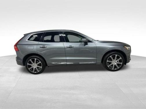Gray Metallic 2020 Volvo XC60 T5 Inscription