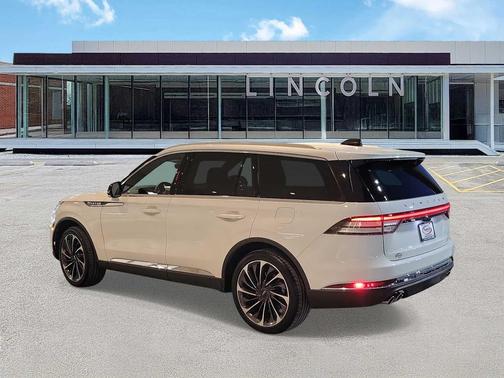 2025 Lincoln Aviator Reserve AWD