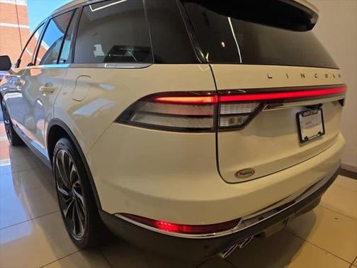 2022 Lincoln Aviator Reserve AWD