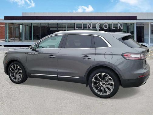 2023 Lincoln Nautilus Reserve